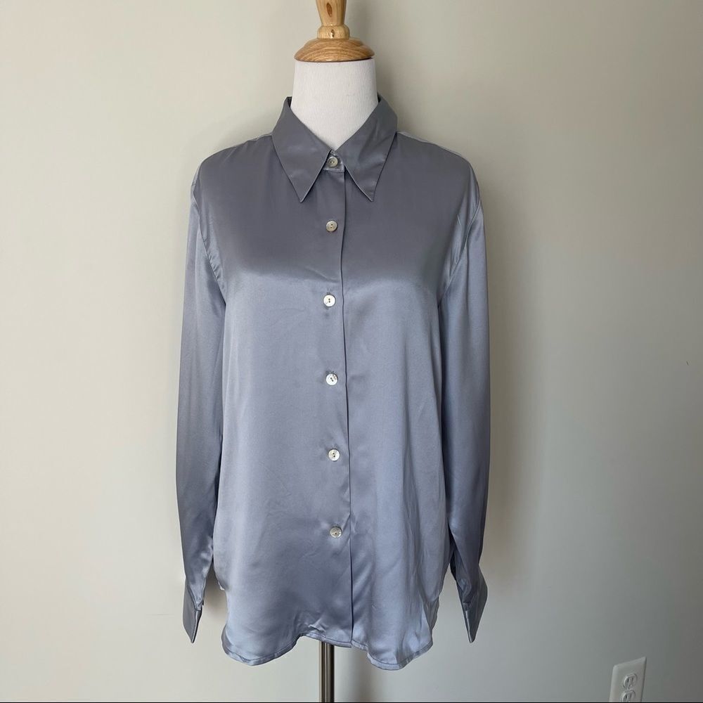 Chelsea Cambell Petites 100% Silk Button Down Blouse